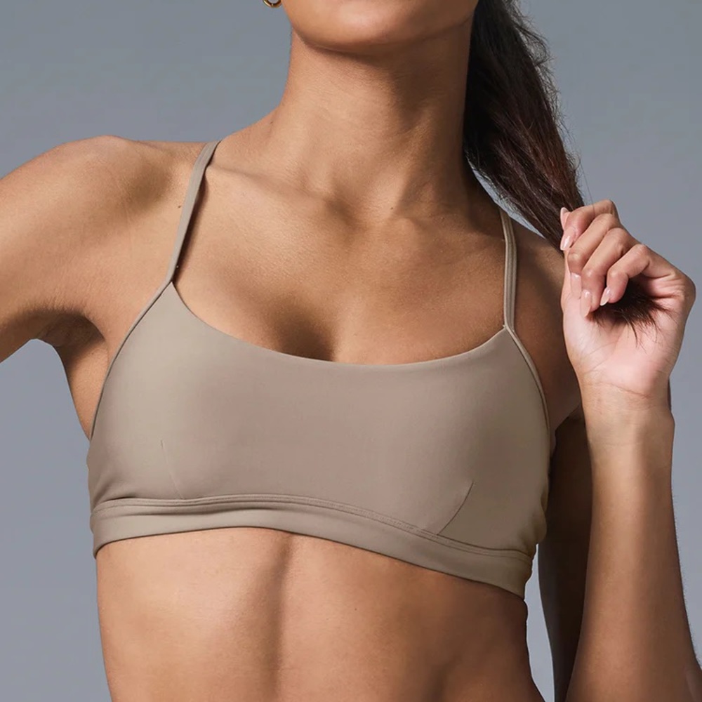 Alo new with tags Airlift Intrigue Bra Gravel size small